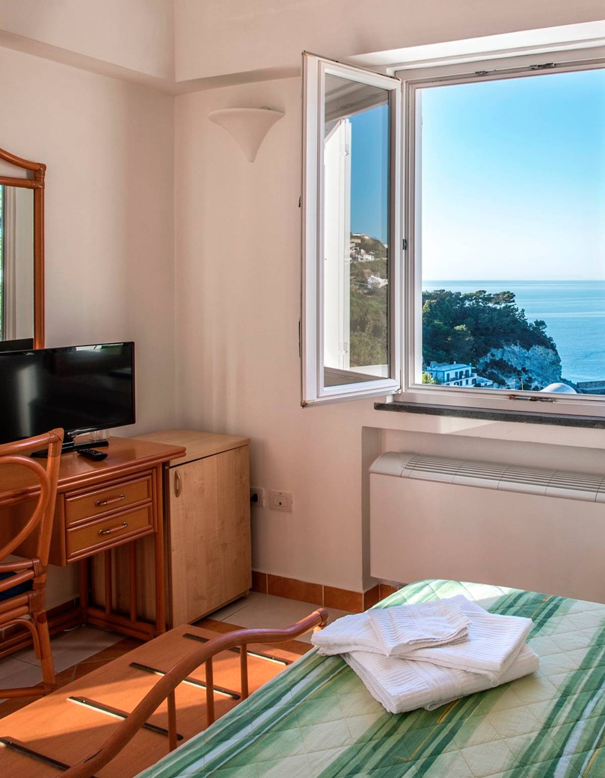 Hotel Villaggio dei Pescatori | Isola di Ponza | Le Forna (LT)